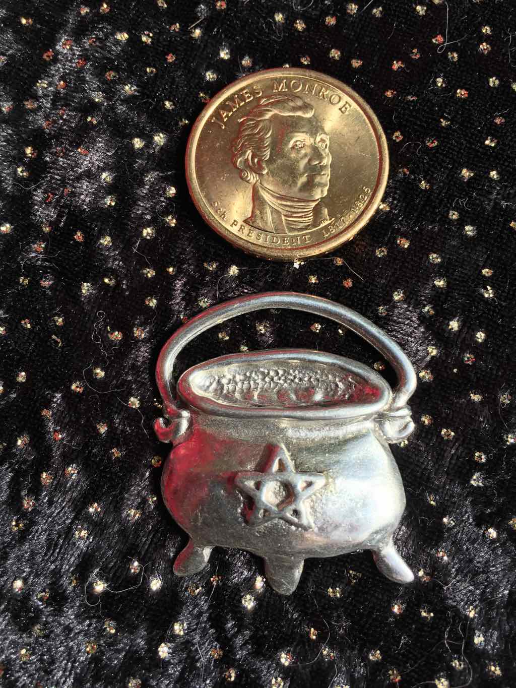 Star Cauldron Pendant - Pewter - Image 2