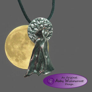 Witch's Full Moon Journey Pendant - Pewter